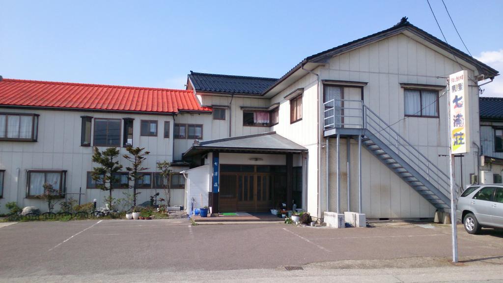 Nanauraso Hotel Szado Kültér fotó